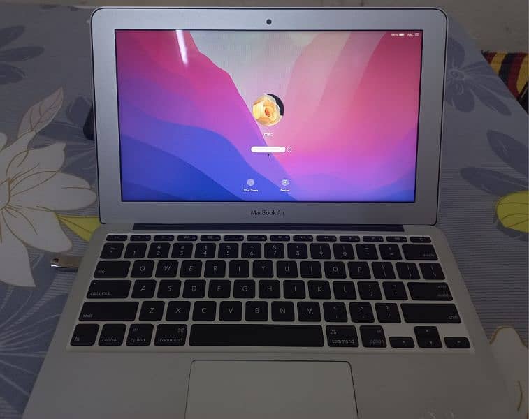 Apple Mac Book Air 2015 3