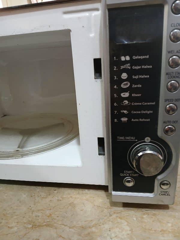 Dawlnce micro wave oven 1