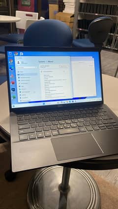 Dell latitude 3301 core I 5