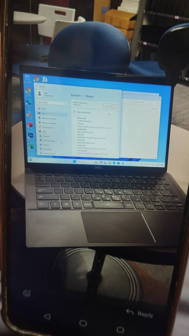 Dell latitude 3301 core I 5 1