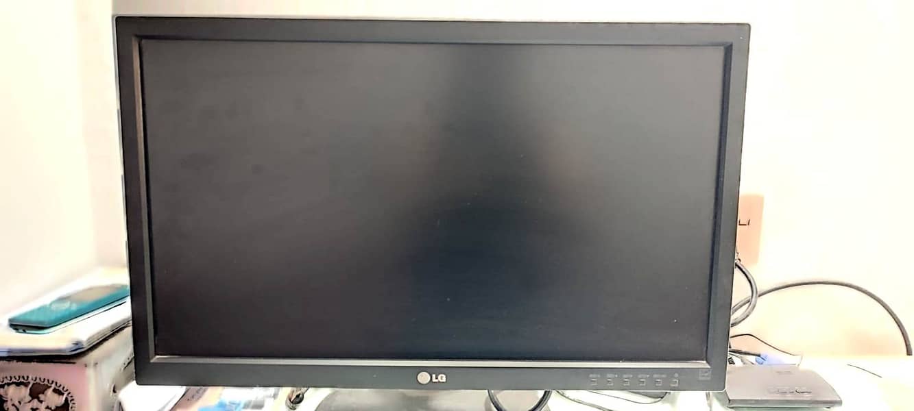 LG 23 Inch Lcd Moniter 1