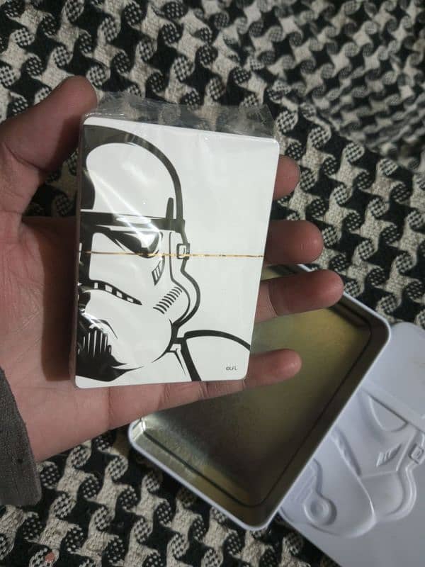 Star Wars Playing Cards With Stormtrooper Embosed Storage Tin 3