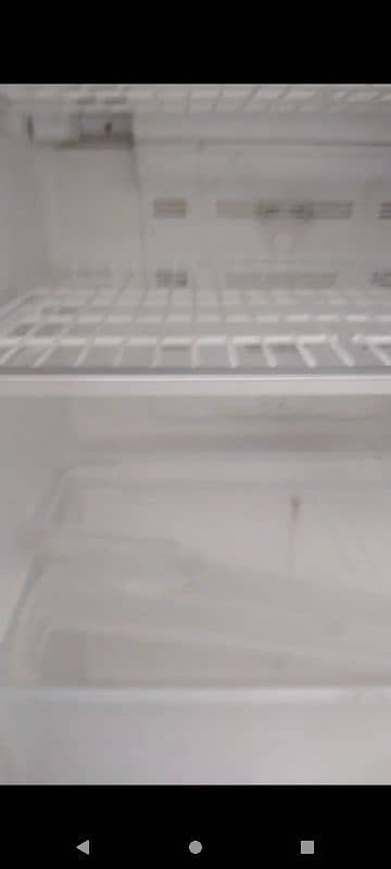 Sanyo de-frost fridge made in thailand 12