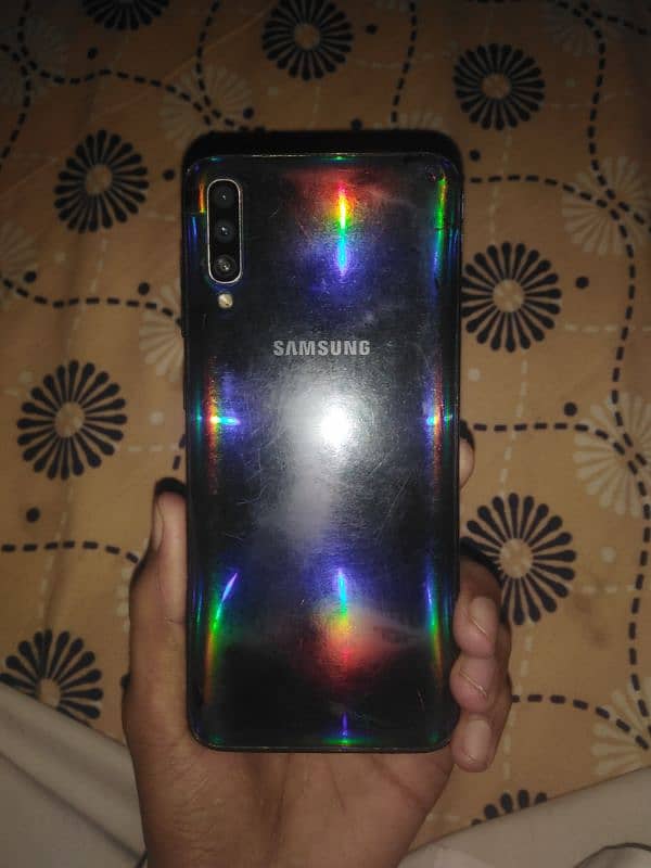 Samsung a70 6gb 128gb only mobile 4