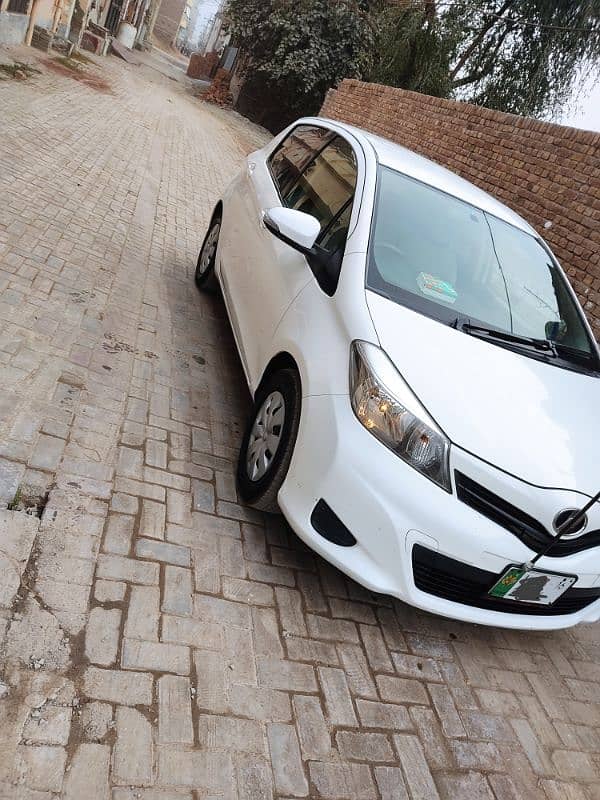 Toyota Vitz 2016 1