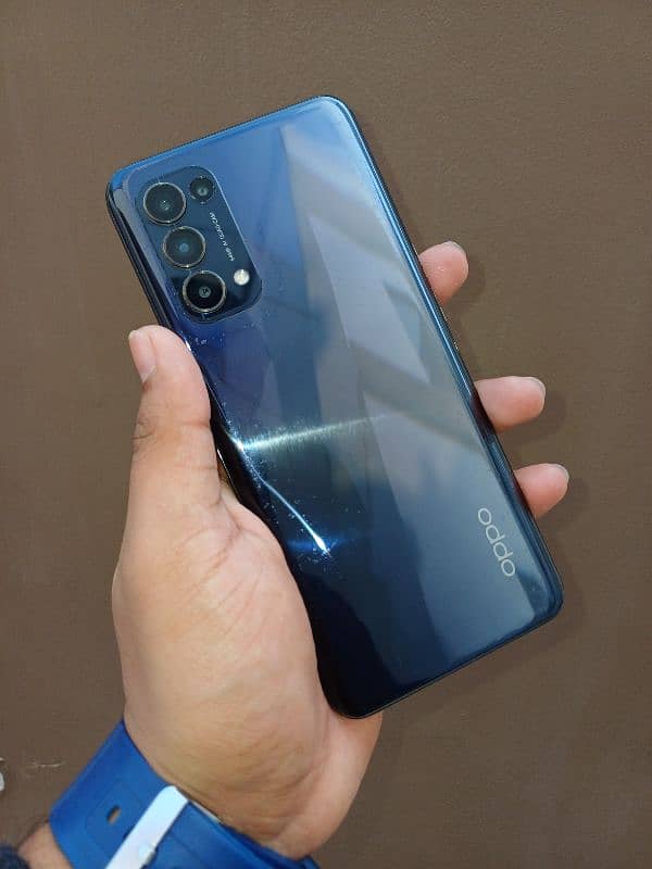 Oppo Reno 5 8/128gb 0