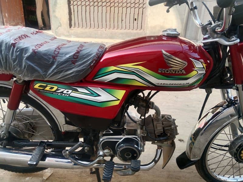 Honda CD 70 motorcycle for sale model 2023 03057210160//03456561380 2