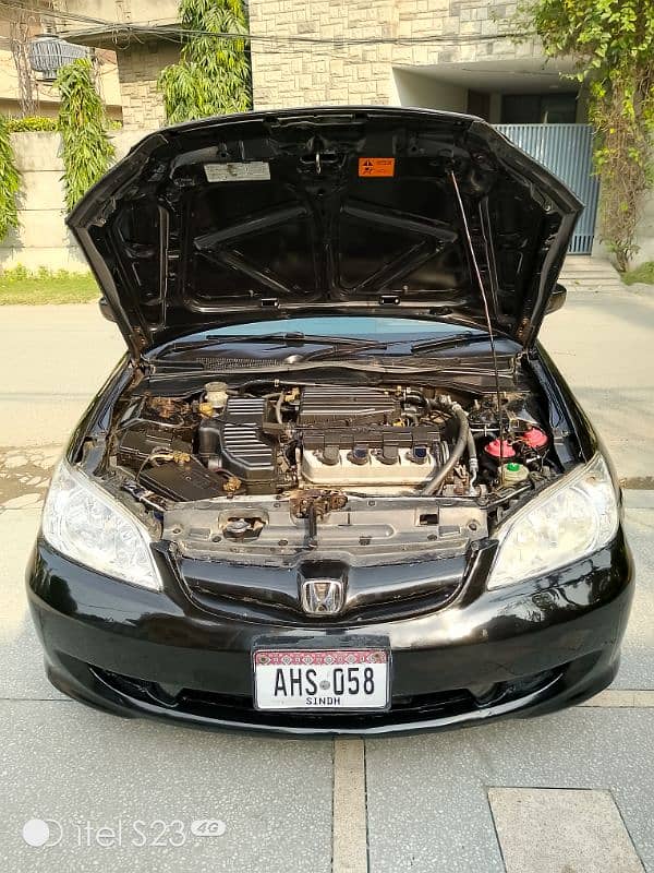 Honda Civic 2005 good condition 12