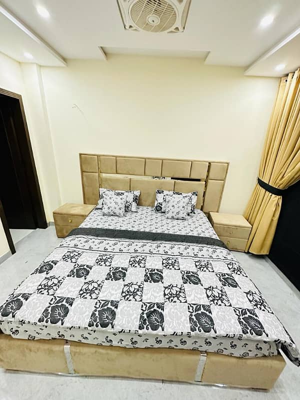 A Beautiful 1 Bed Room Luxury Apartment Rent On Daily Bahria Town Lhr 3