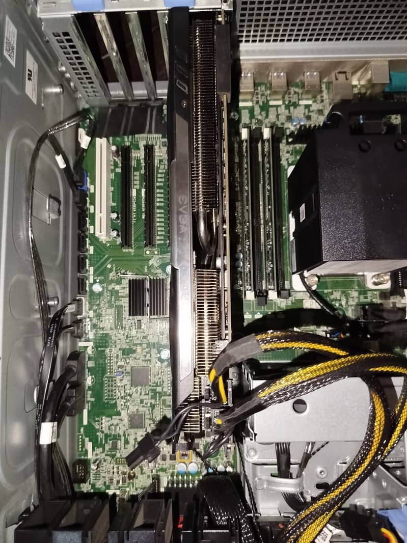 GTX 780ti (EVGA) / 3 GB / 384 Bit / DDR5 4