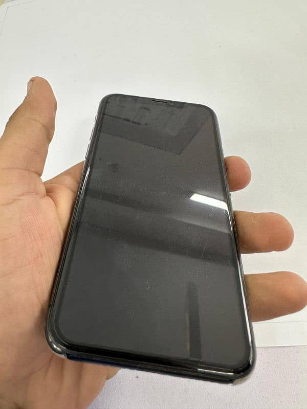 iphone 11pro 64gb battery 79 LLA model all ok. lunch condition 4