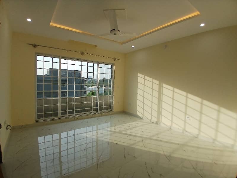 1 kanal upar portion for rent DHA phase 2 6