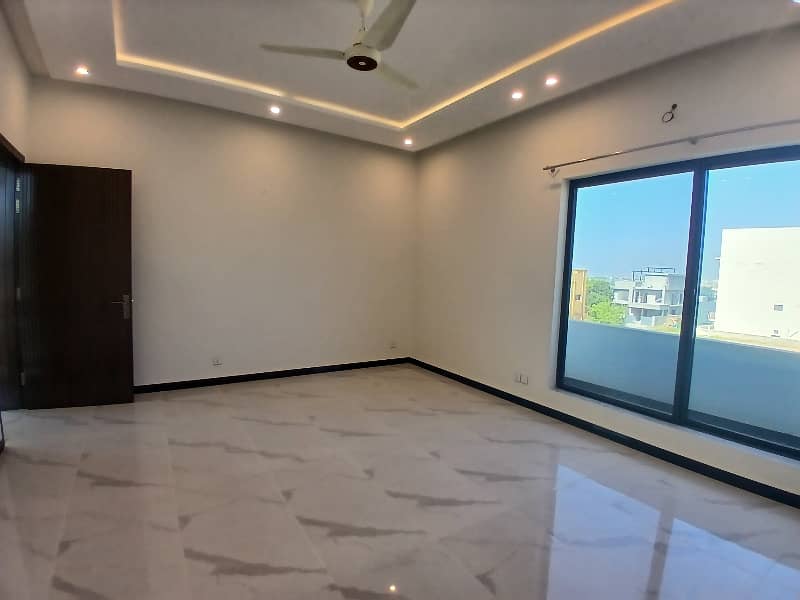 1 kanal Ground portion for rent DHA phase 2 5