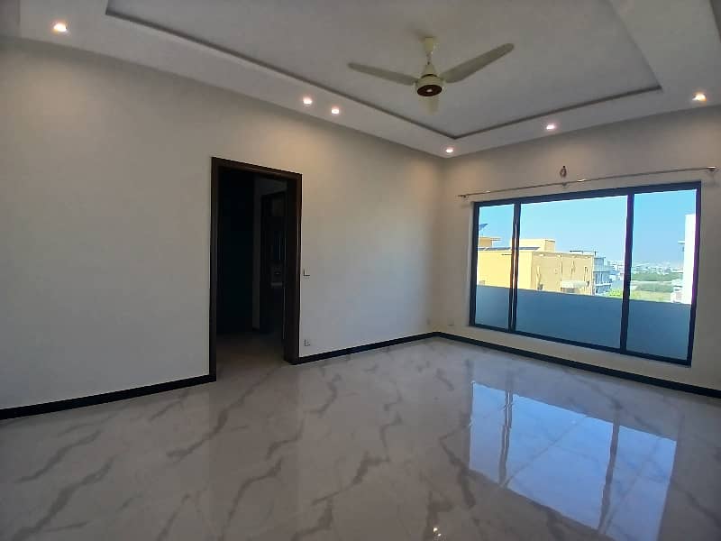 1 kanal Ground portion for rent DHA phase 2 10