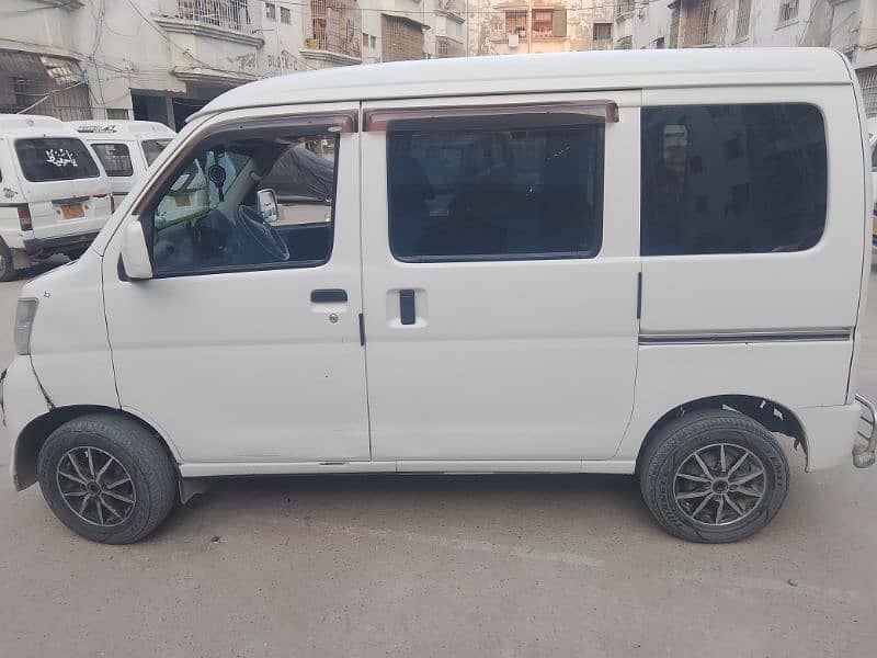 Daihatsu Hijet 2014 4