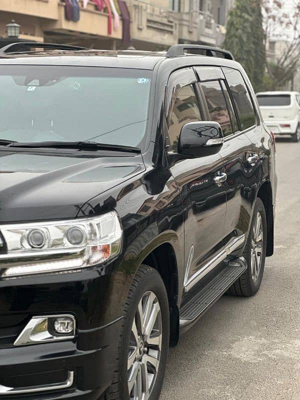 Toyota Land Cruiser ZX Total Geniune 2018 Model 2024 Import 2