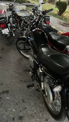 Suzuki GS 150