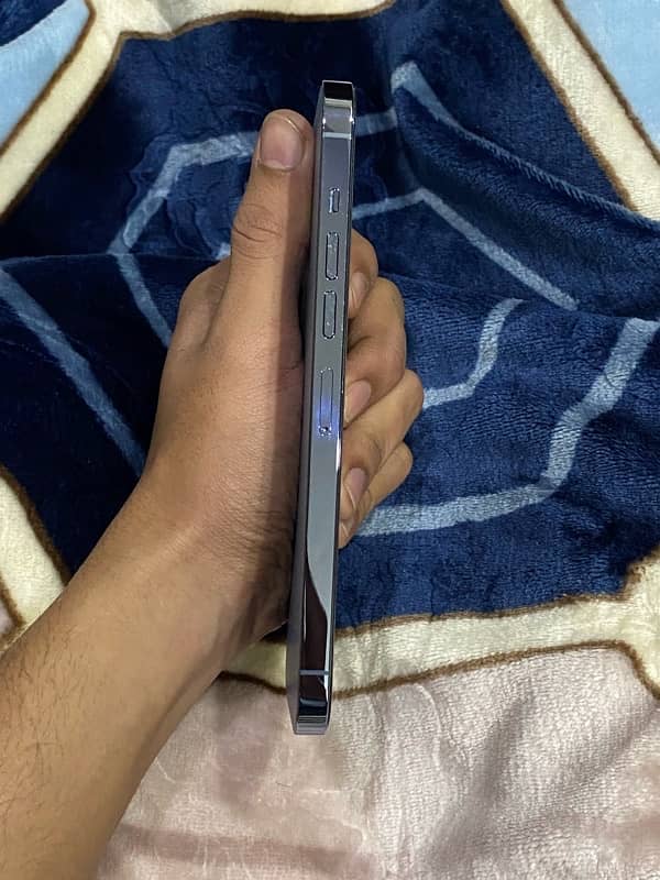 iphone 13 pro max 256gb PTA Aproved 2