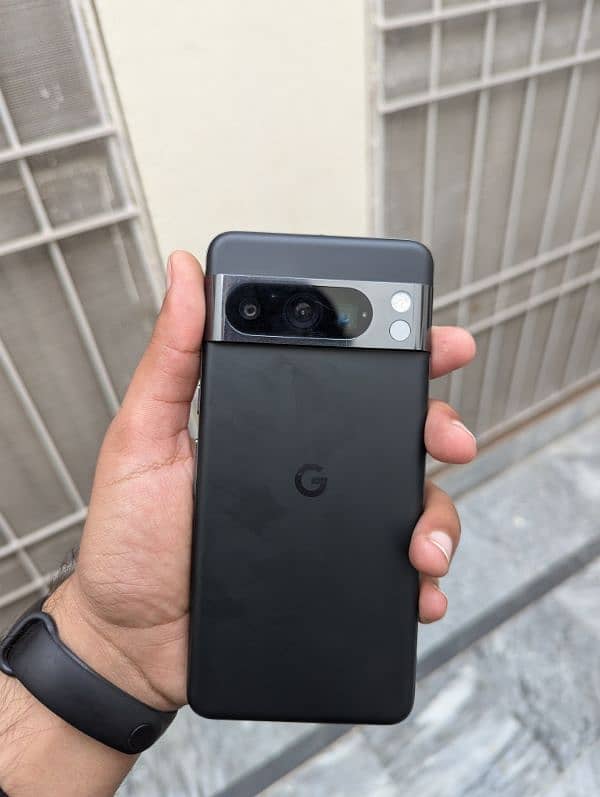 Google Pixel 8 Pro 1