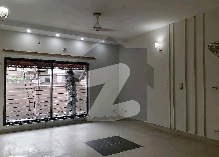 1 Kanal House Up For Rent In Askari 11 - Sector B 4