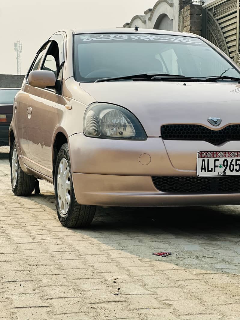 Toyota Vitz 2001 1