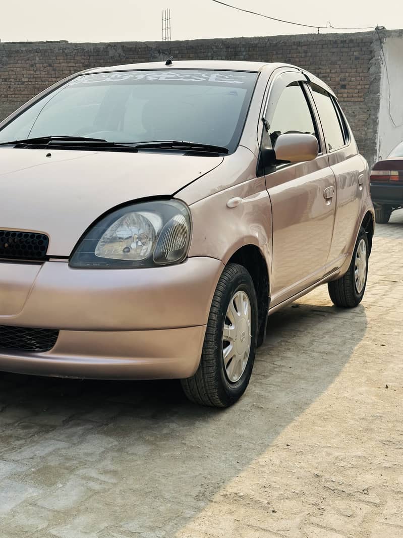 Toyota Vitz 2001 9