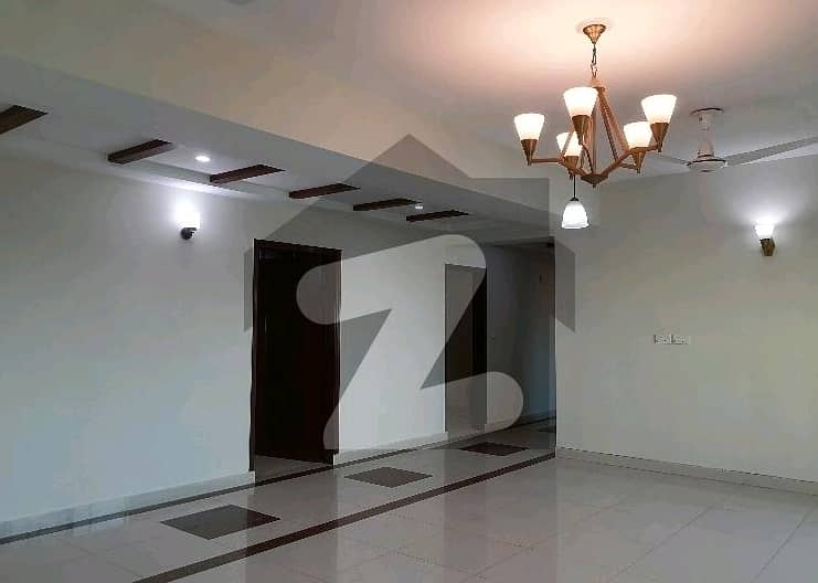 Prime Location Askari 11 - Sector B Apartments Flat Sized 10 Marla For Sale 3