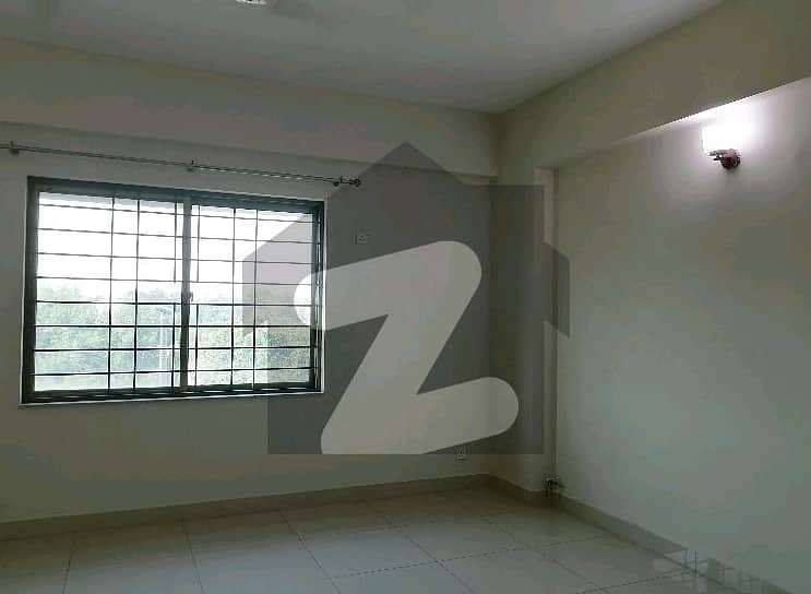 Reasonably-Priced 10 Marla Flat In Askari 11 - Sector B Apartments, Lahore Is Available As Of Now 5