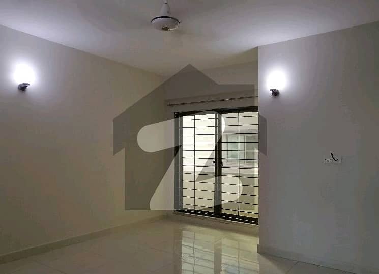 Reasonably-Priced 10 Marla Flat In Askari 11 - Sector B Apartments, Lahore Is Available As Of Now 9