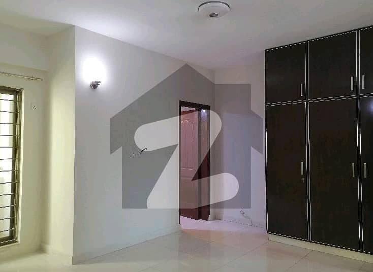 Reasonably-Priced 10 Marla Flat In Askari 11 - Sector B Apartments, Lahore Is Available As Of Now 10