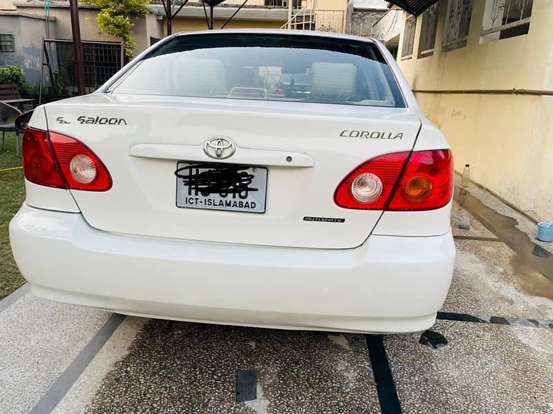 Toyota Corolla SE SALOON 1.6 2