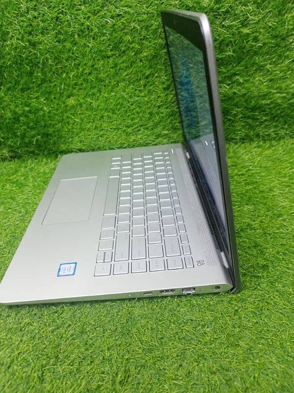 Hp Pavilion i7 7th Generation 4