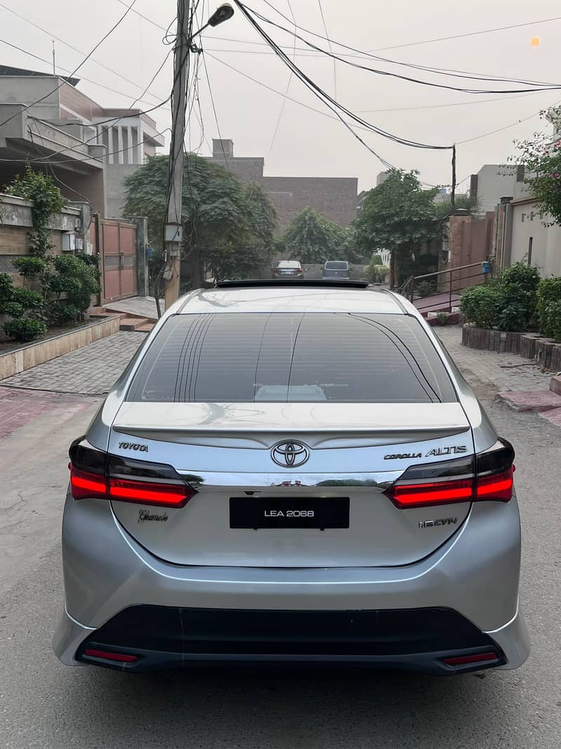 Toyota Corolla Altis Grande 2015 facelift to 2022 7