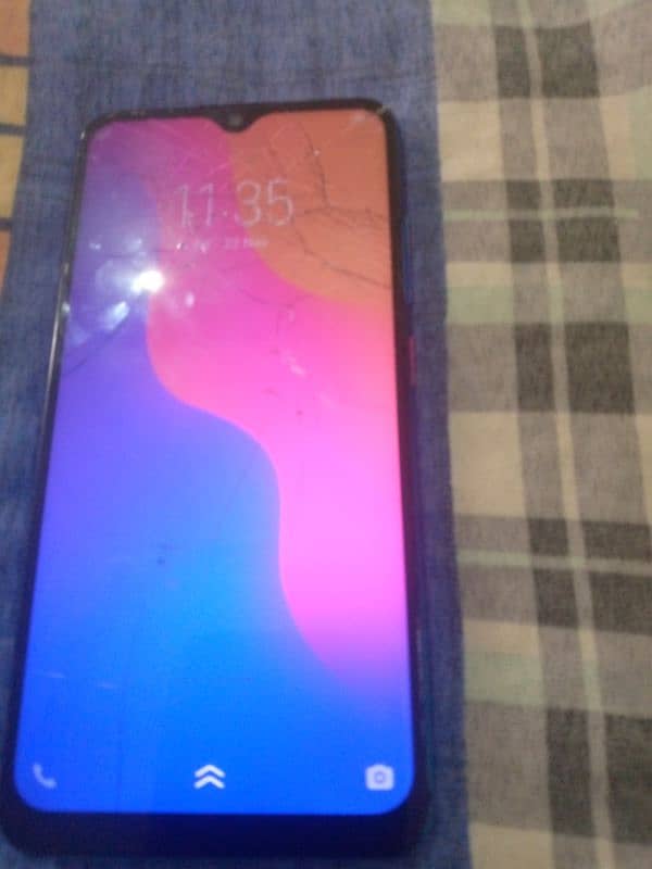 vivo 1823 mobile Ram 2gb 32gb 2