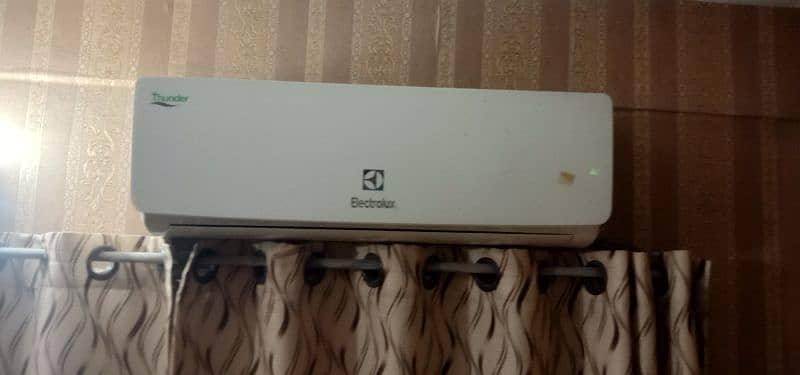 Ac split Electrolux 1.2 ton 0