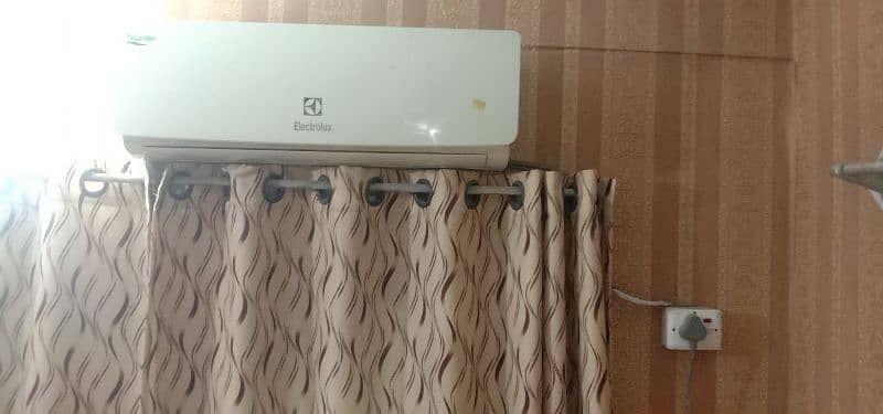 Ac split Electrolux 1.2 ton 3