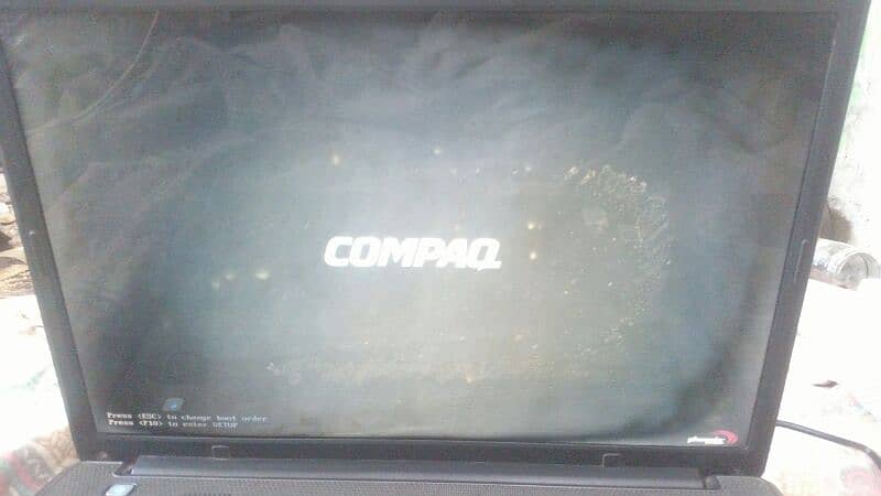 Compaq company LapTop 6