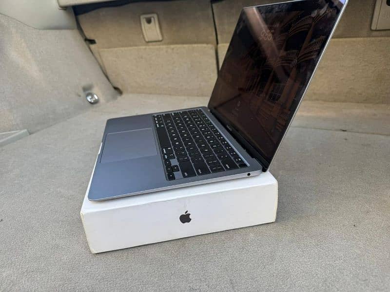 MacBook Air M1 1