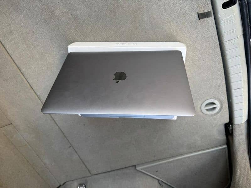 MacBook Air M1 4