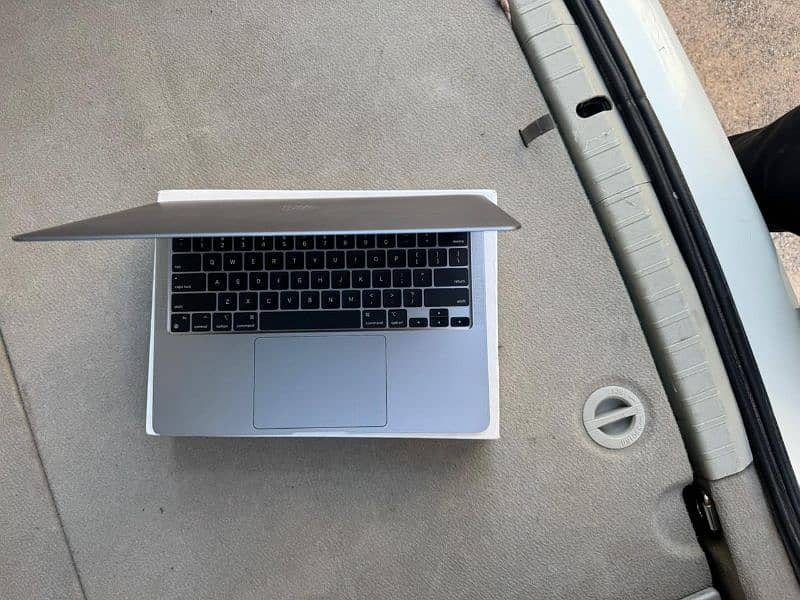 MacBook Air M1 5