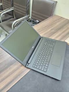 Dell Latitude 3570 Core i3-6th 2.3 GHz Gen 8GB Ram 500GB HDD 15.6"