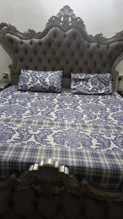 Bed set and Dressing