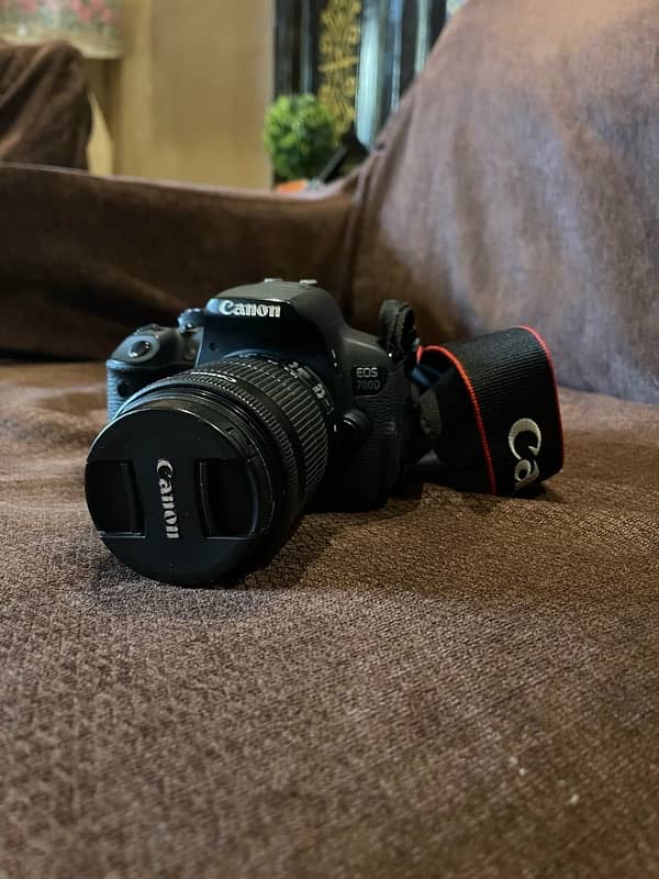 Canon DSLR EOS 700d 0