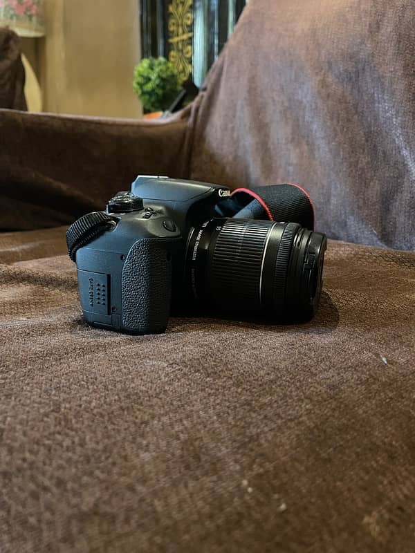 Canon DSLR EOS 700d 1