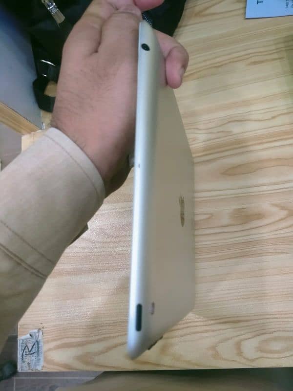 Ipad 3rd generation 4