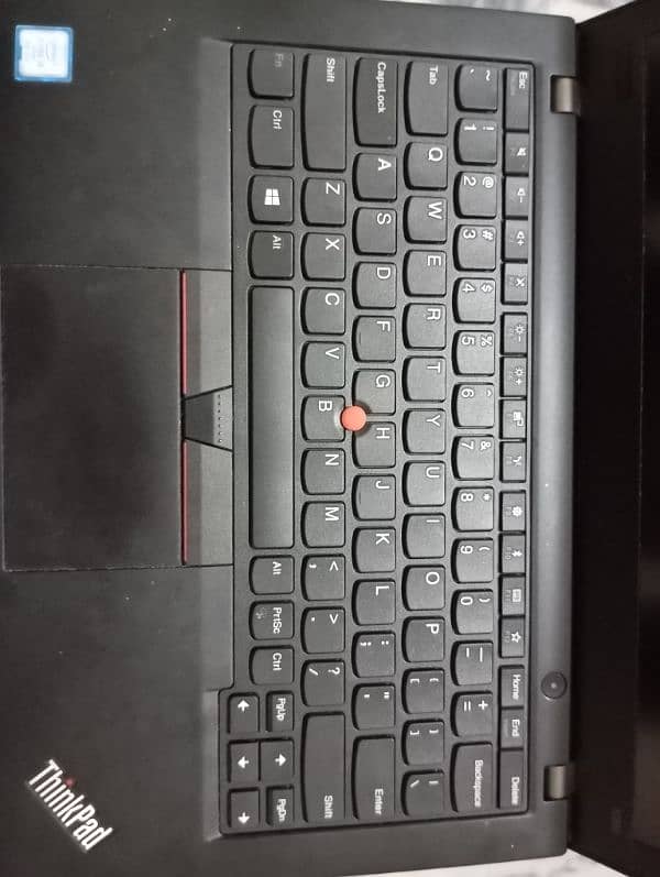 Lenovo thinkPad X280 core i5 8th gen 16/256 4 hours battery timing 1