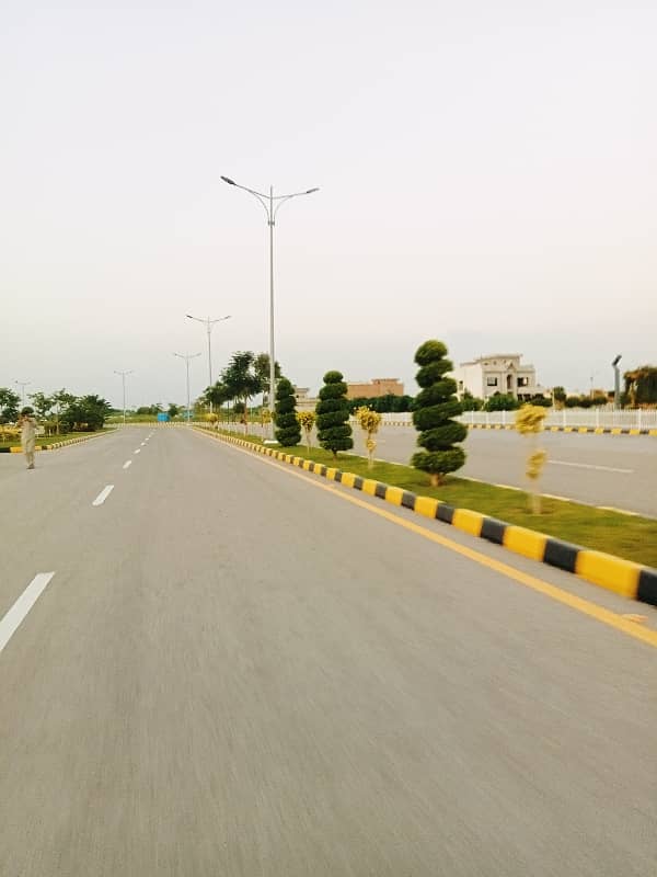 1 kanal Residential plot Available for sale in Faisal Town phase 1 of block C Islamabad Pakistan 3