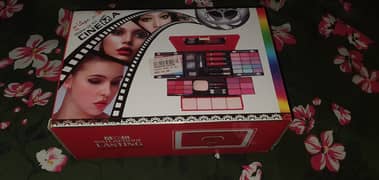 Complete New Make Up Kit UAE