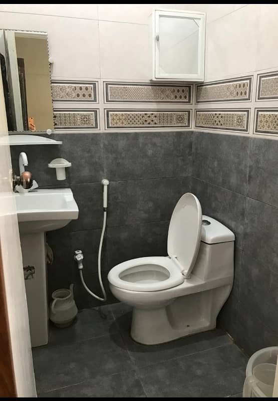 Renovated 2 Bed DD Apartment Tile Flooring 23