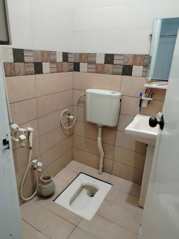 Renovated 2 Bed DD Apartment Tile Flooring 25